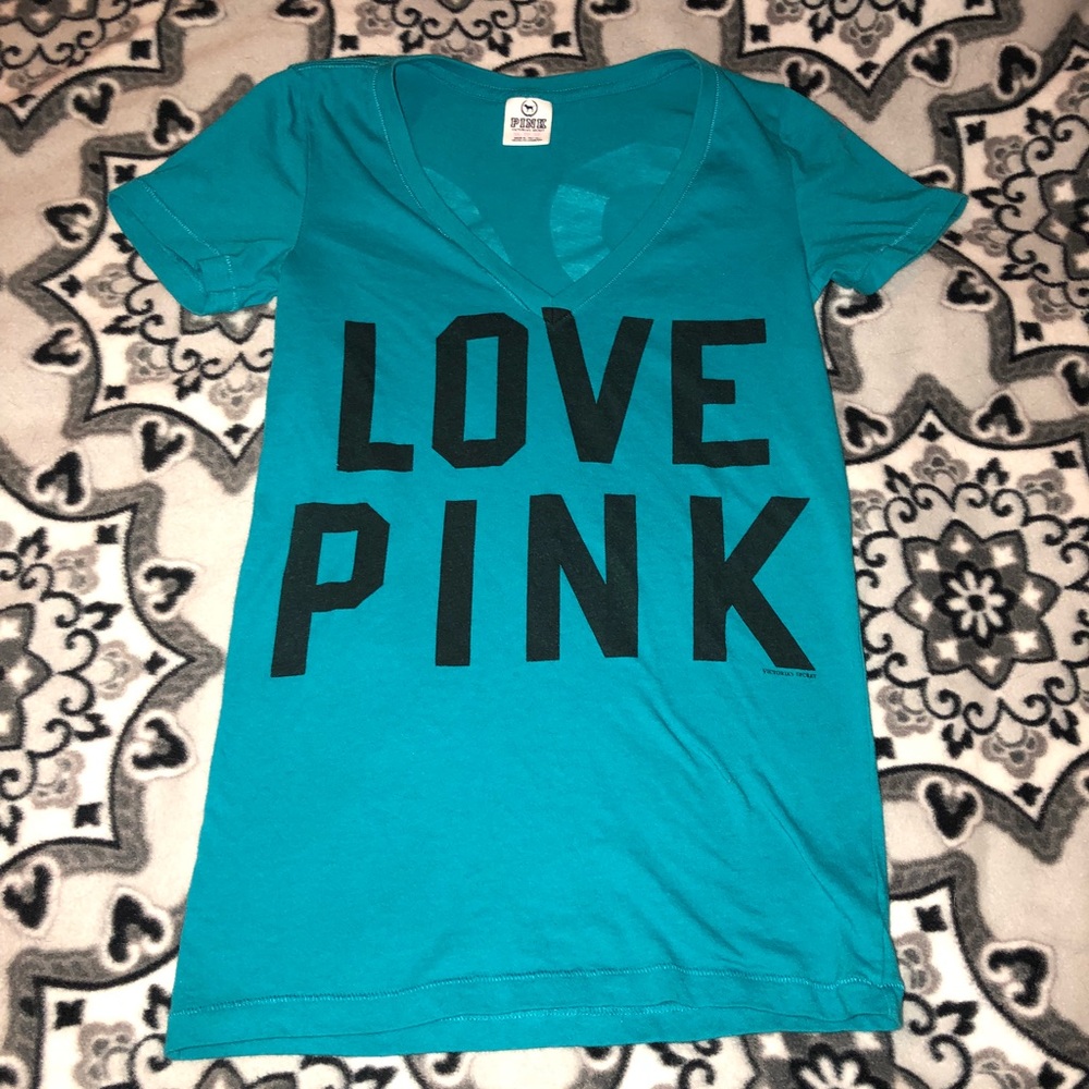 PINK vs tee
